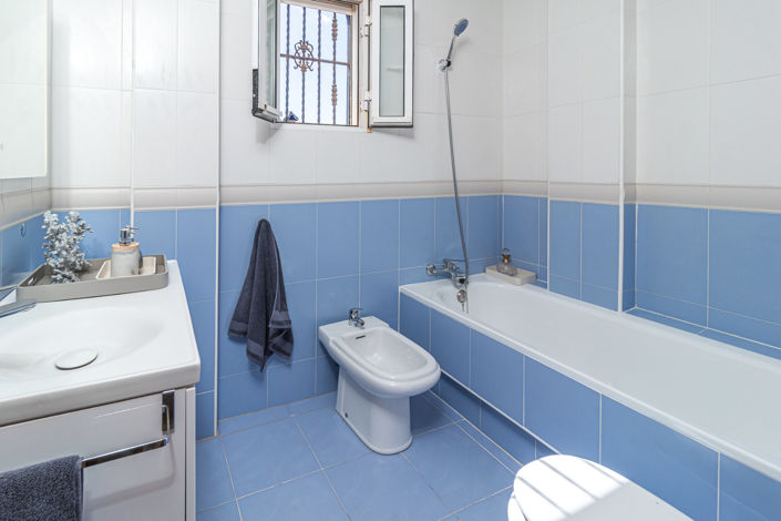 Image No.24-3 Bed Townhouse for sale