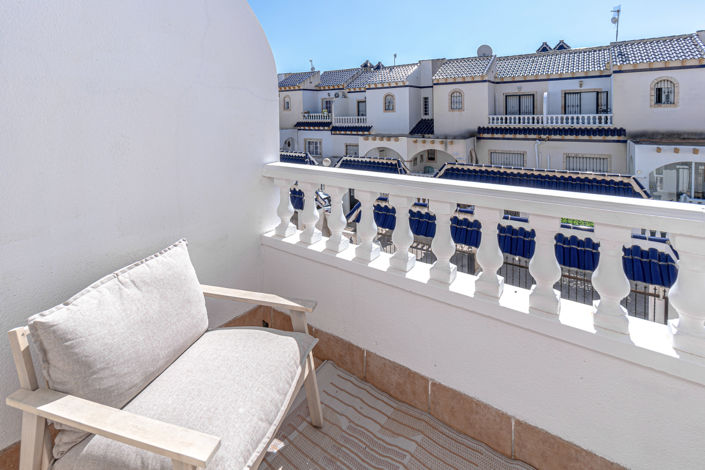 Image No.32-3 Bed Townhouse for sale