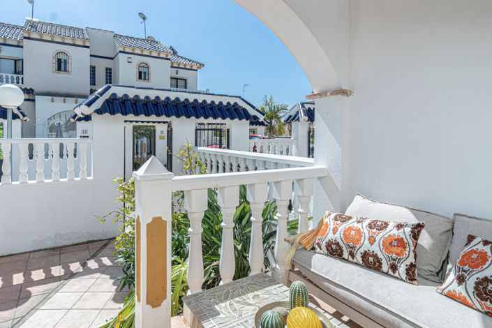 Image No.34-3 Bed Townhouse for sale