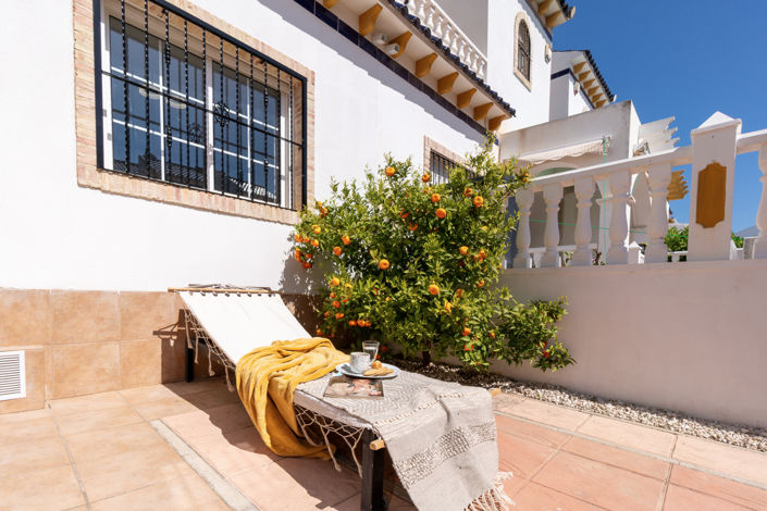 Image No.37-3 Bed Townhouse for sale