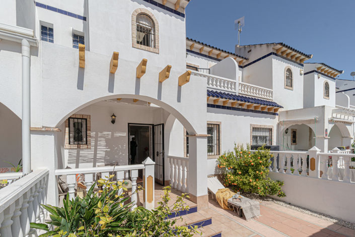 Image No.40-3 Bed Townhouse for sale