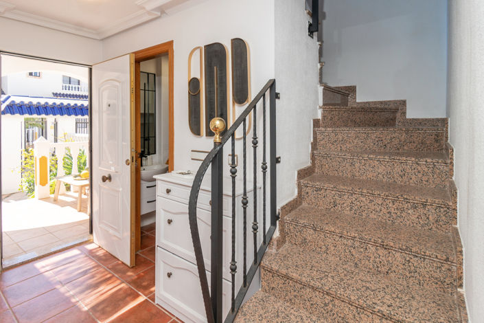 Image No.5-3 Bed Townhouse for sale
