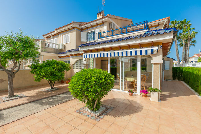 Image No.2-2 Bed Townhouse for sale