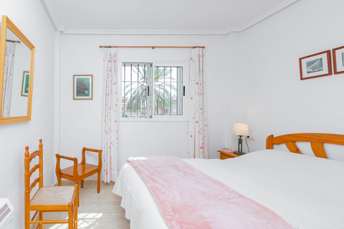 Image No.29-2 Bed Townhouse for sale