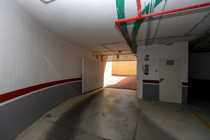 Image No.48-2 Bed Townhouse for sale