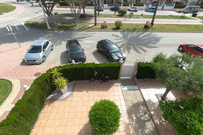 Image No.6-2 Bed Townhouse for sale
