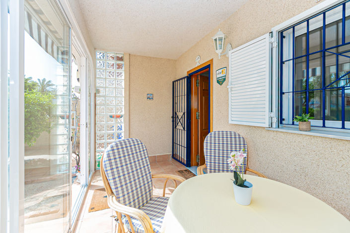 Image No.8-2 Bed Townhouse for sale