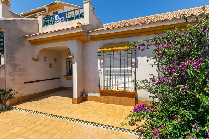 Image No.2-2 Bed Townhouse for sale
