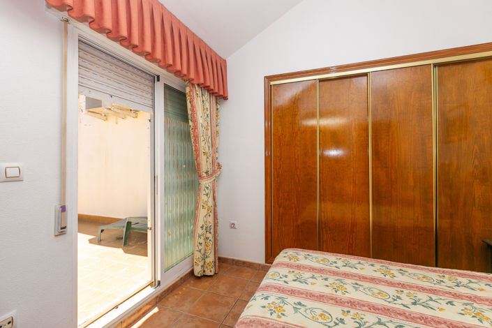 Image No.32-2 Bed Townhouse for sale