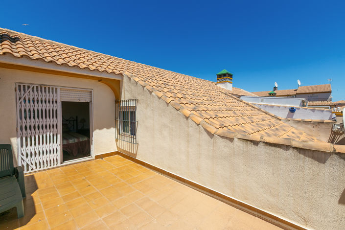 Image No.39-2 Bed Townhouse for sale