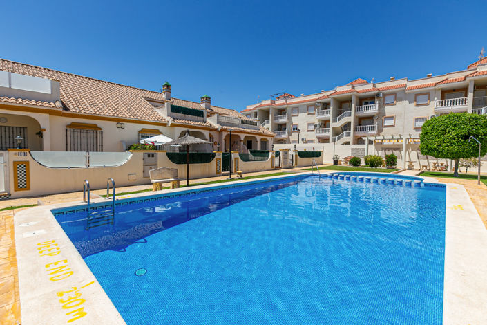 Image No.4-2 Bed Townhouse for sale