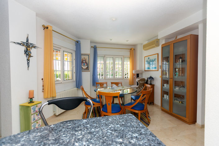 Image No.24-3 Bed Villa for sale