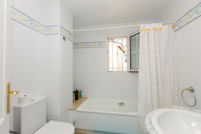 Image No.44-3 Bed Villa for sale