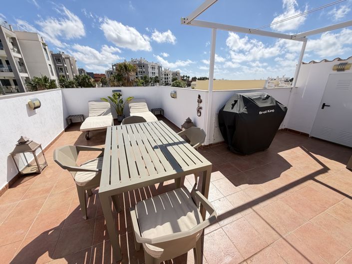 Image No.18-2 Bed Apartment for sale