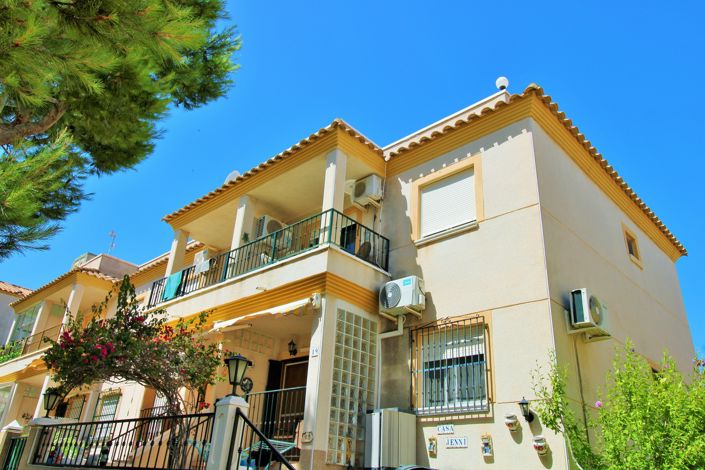 Image No.20-2 Bed Apartment for sale