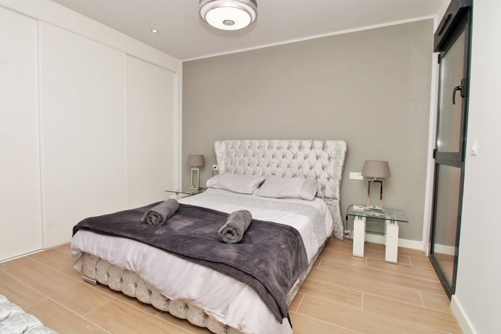 Image No.13-2 Bed Apartment for sale