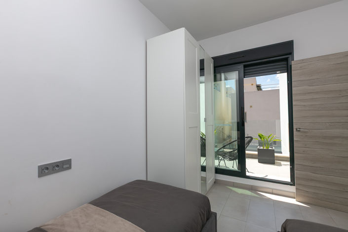 Image No.37-3 Bed Villa for sale