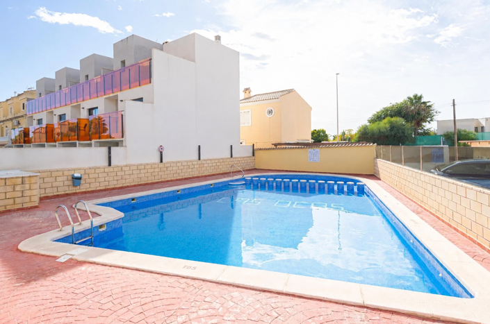 Image No.18-2 Bed Apartment for sale