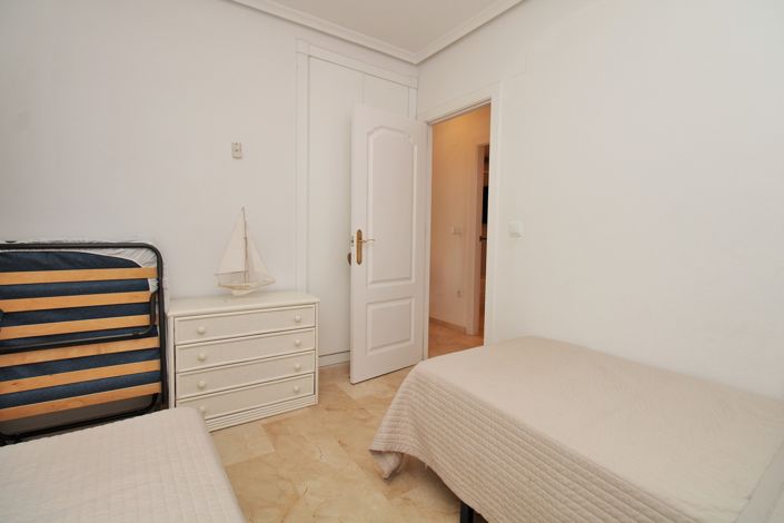 Image No.17-2 Bed Apartment for sale