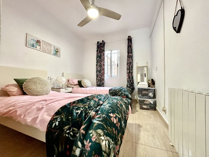 Image No.10-2 Bed Bungalow for sale