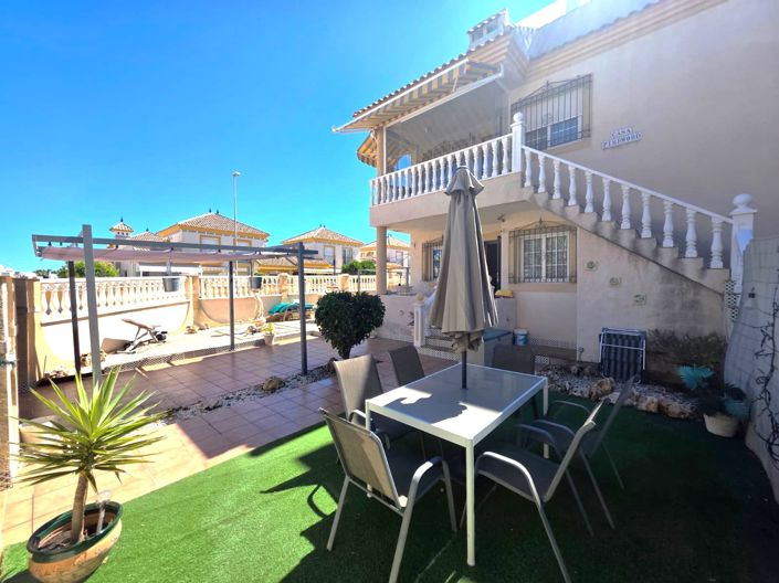 Image No.2-Appartement de 2 chambres à vendre à Villamartin