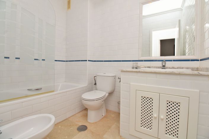 Image No.18-2 Bed Apartment for sale