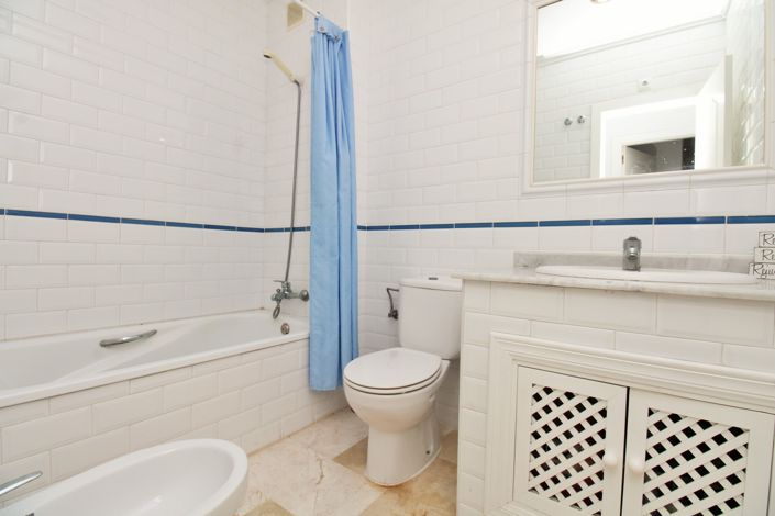 Image No.16-2 Bed Apartment for sale