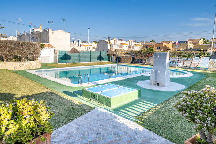 Image No.33-1 Bed Apartment for sale