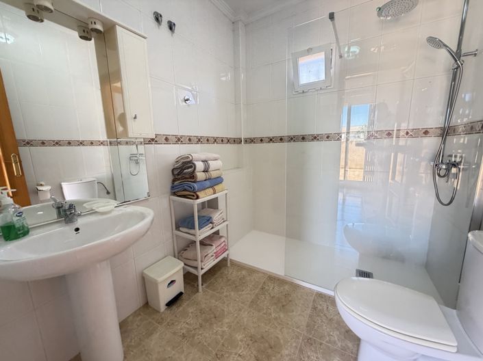 Image No.16-3 Bed Apartment for sale
