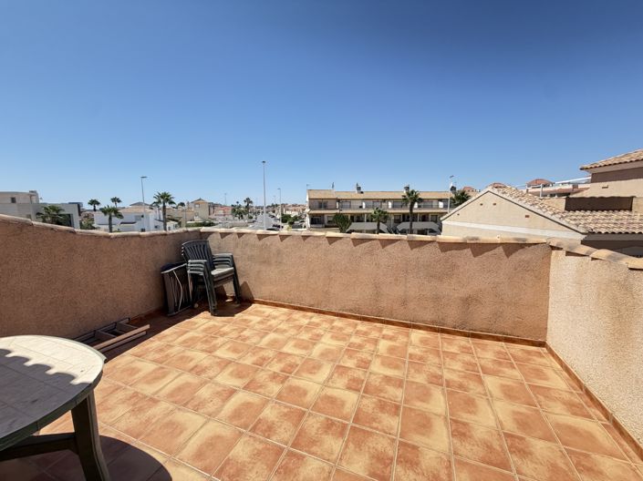 Image No.17-3 Bed Apartment for sale