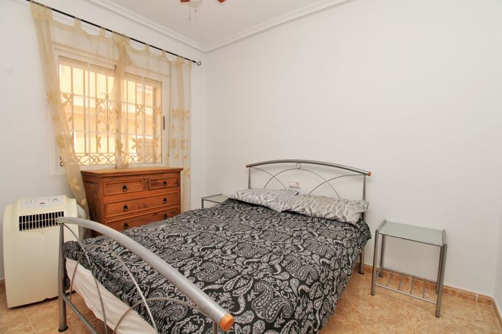 Image No.11-3 Bed Townhouse for sale