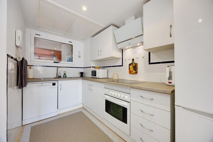 Image No.26-2 Bed Apartment for sale