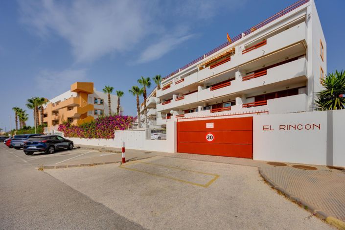 Image No.40-2 Bed Apartment for sale