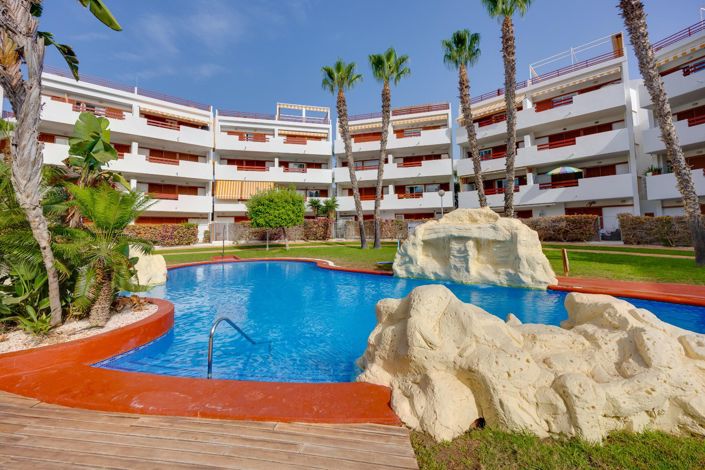 Image No.43-2 Bed Apartment for sale