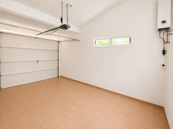 Image No.39-3 Bed Villa for sale