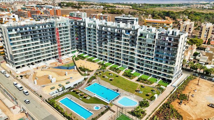 Image No.25-2 Bed Apartment for sale