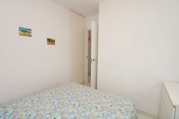 Image No.10-1 Bed Apartment for sale
