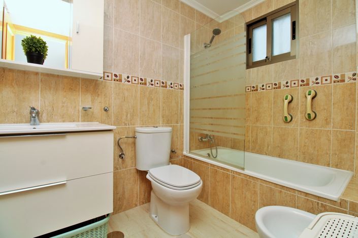 Image No.13-2 Bed Apartment for sale