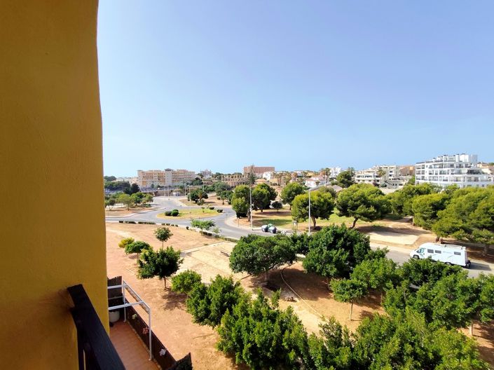 Image No.20-2 Bed Apartment for sale
