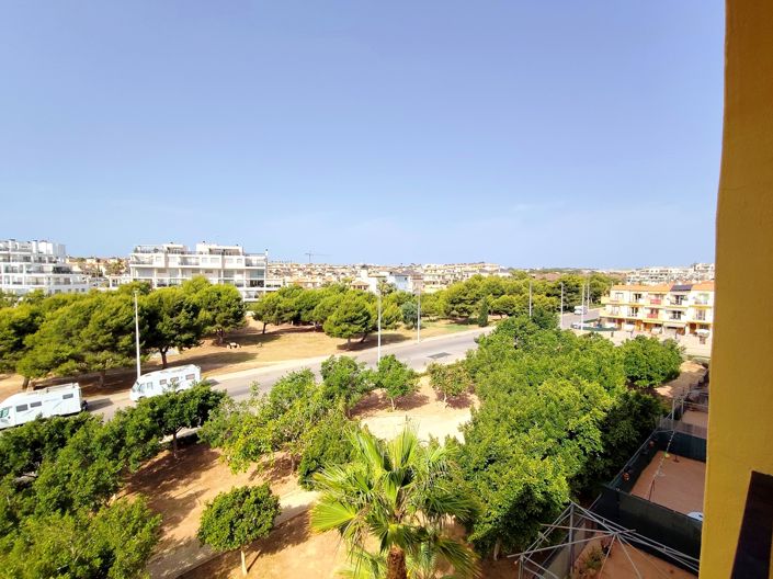Image No.21-2 Bed Apartment for sale