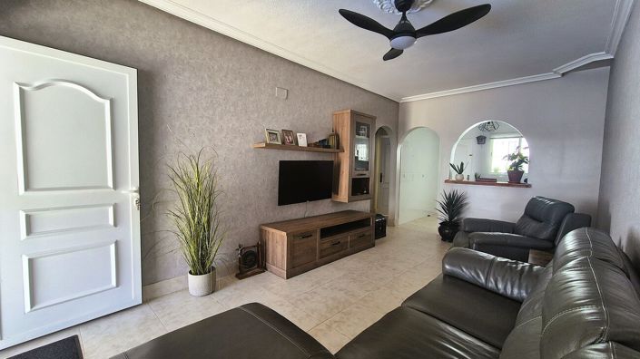 Image No.13-2 Bed Villa for sale