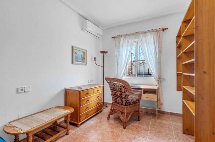 Image No.21-3 Bed Villa for sale