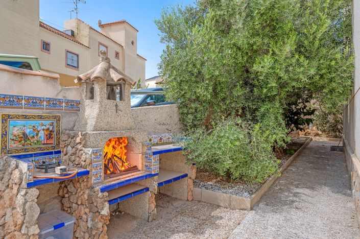 Image No.34-3 Bed Villa for sale