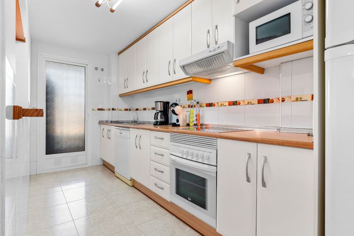 Image No.16-2 Bed Apartment for sale