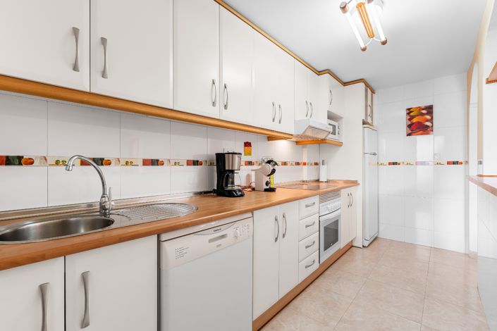Image No.17-2 Bed Apartment for sale
