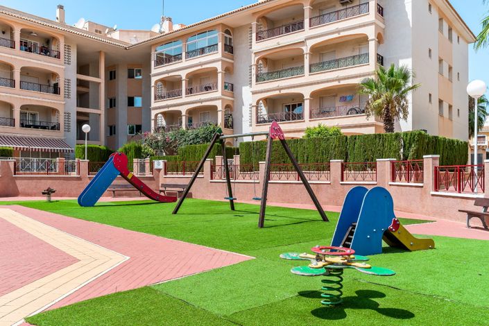 Image No.28-2 Bed Apartment for sale