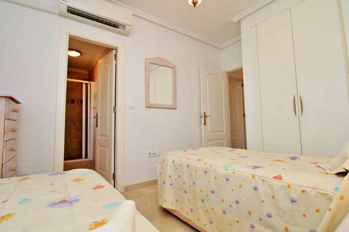 Image No.11-Appartement de 2 chambres à vendre à Villamartin