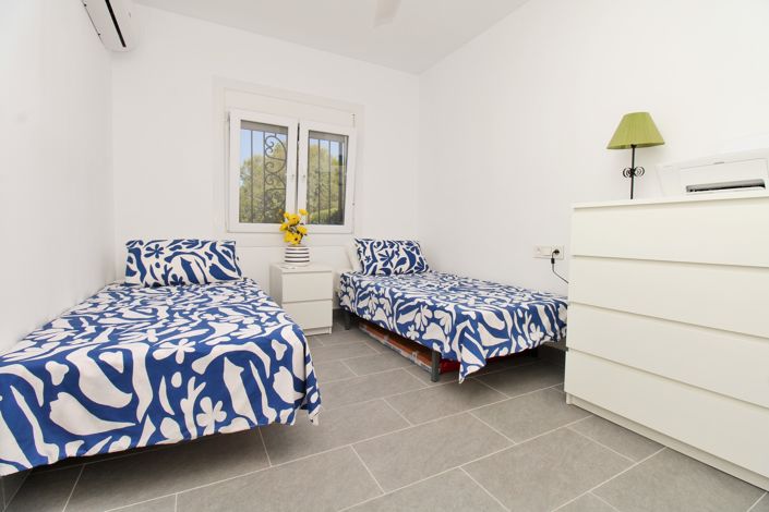 Image No.15-3 Bed Bungalow for sale