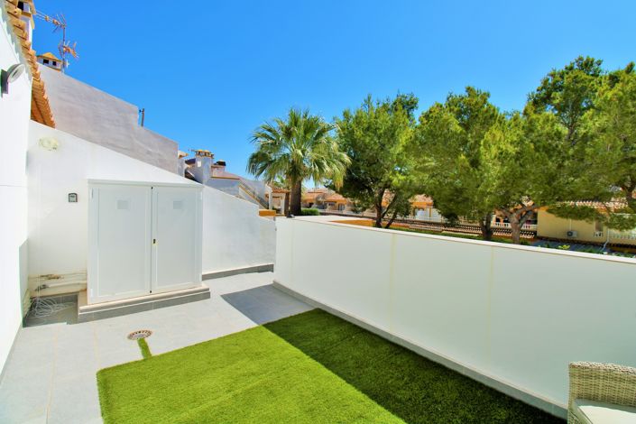 Image No.20-3 Bed Bungalow for sale