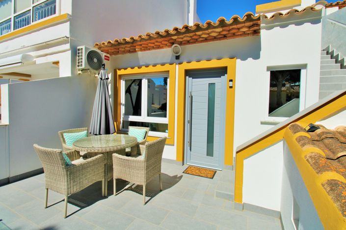 Image No.27-3 Bed Bungalow for sale